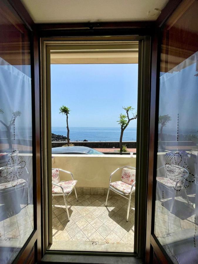 Nice Sicily Little Family Home Ачиреале Экстерьер фото