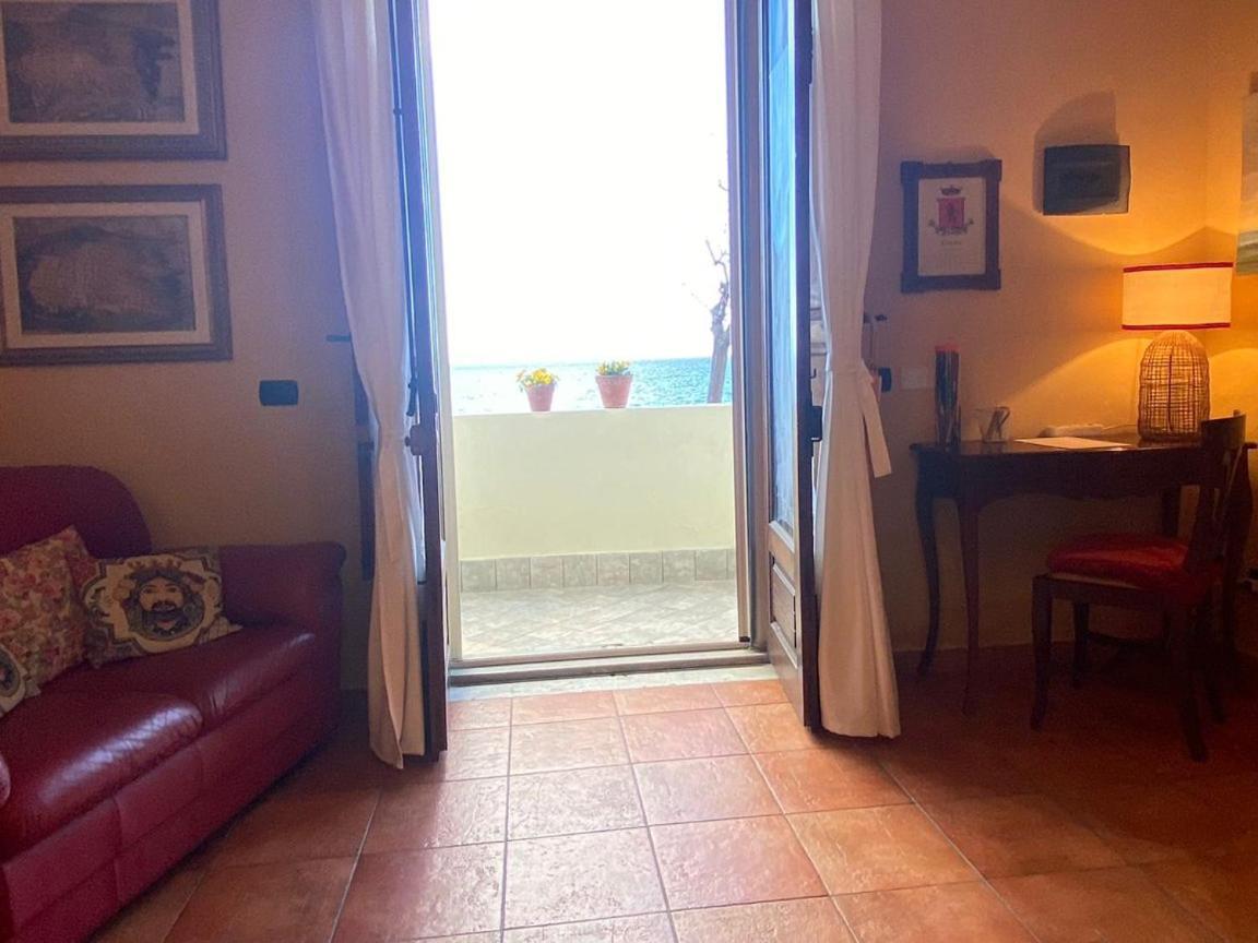 Nice Sicily Little Family Home Ачиреале Экстерьер фото